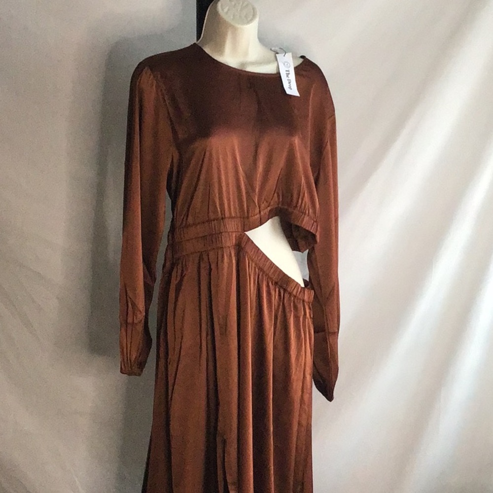 Brown Sheath Maxi Dress with Cuffed Long Sleeves